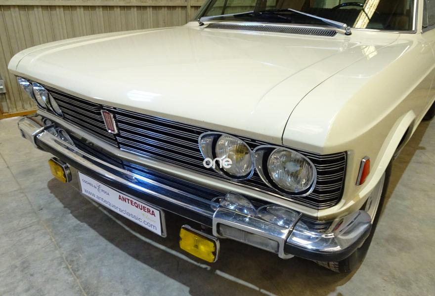 FIAT 130 1975