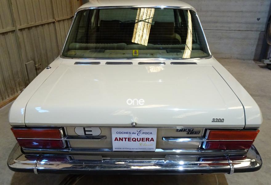 FIAT 130 1975