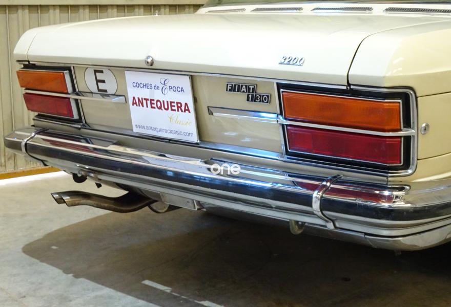 FIAT 130 1975