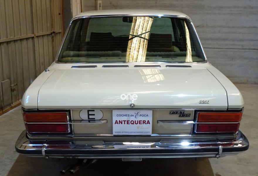 FIAT 130 1975