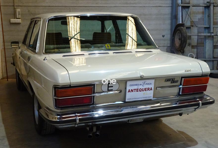 FIAT 130 1975