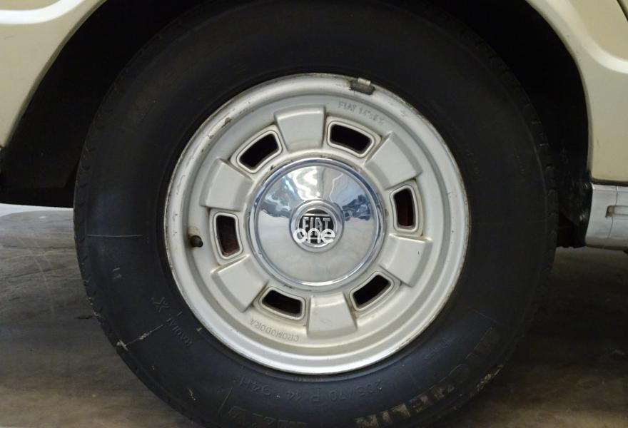 FIAT 130 1975