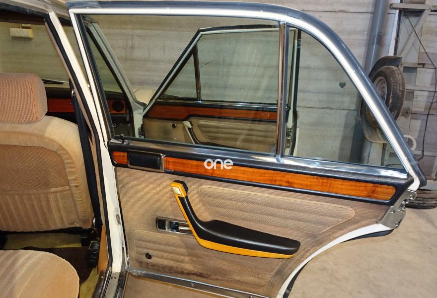 FIAT 130 1975
