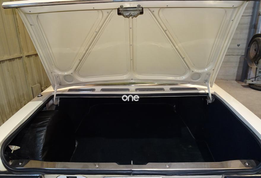FIAT 130 1975