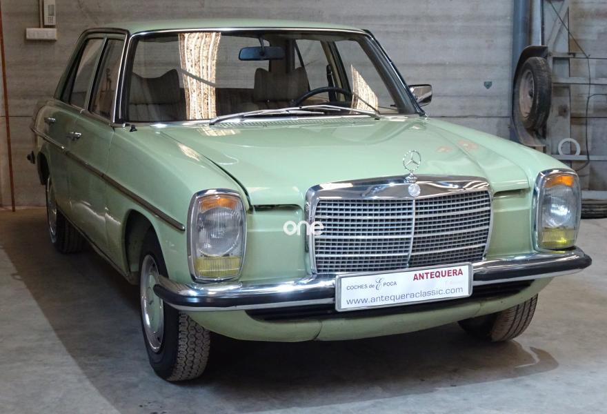 MERCEDES 230 1978