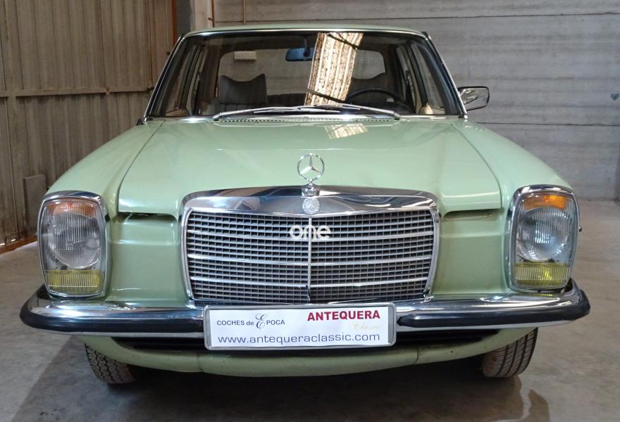 MERCEDES 230 1978