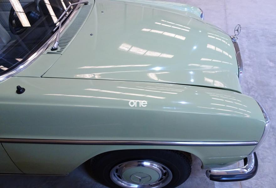 MERCEDES 230 1978