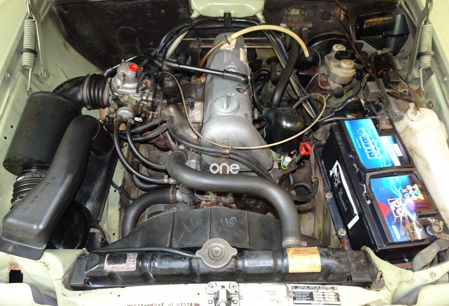 MERCEDES 230 1978