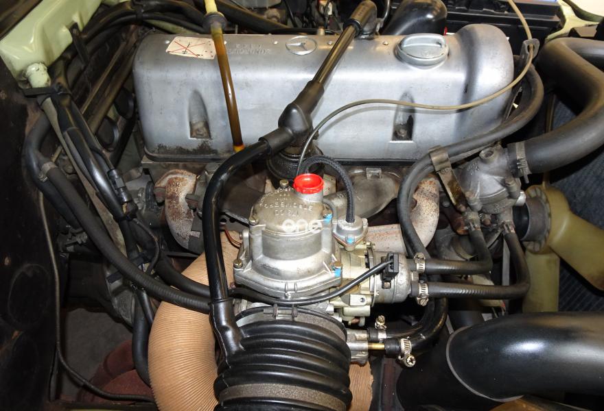 MERCEDES 230 1978