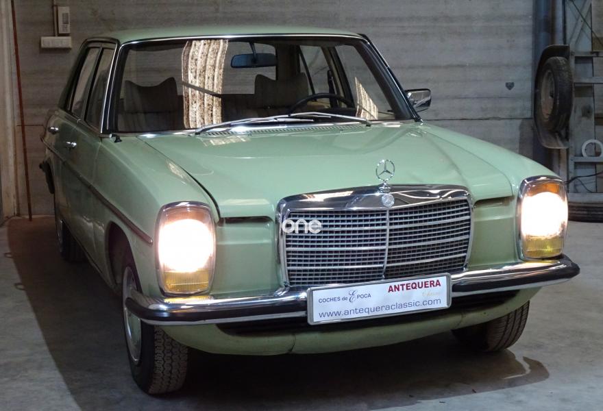 MERCEDES 230 1978