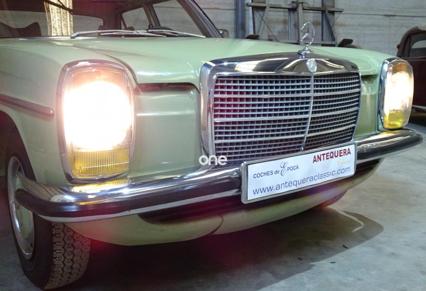 MERCEDES 230 1978