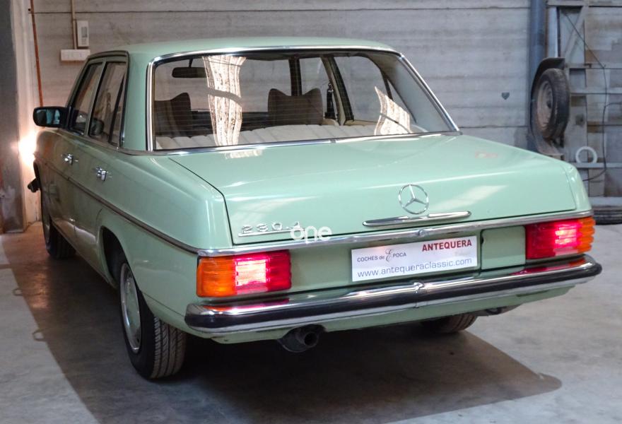 MERCEDES 230 1978