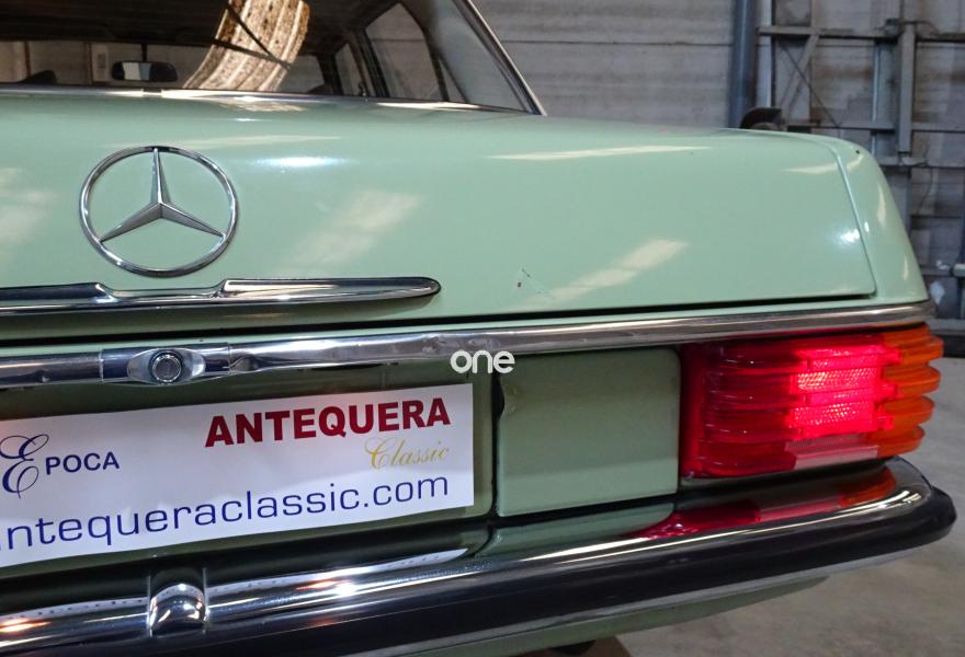 MERCEDES 230 1978