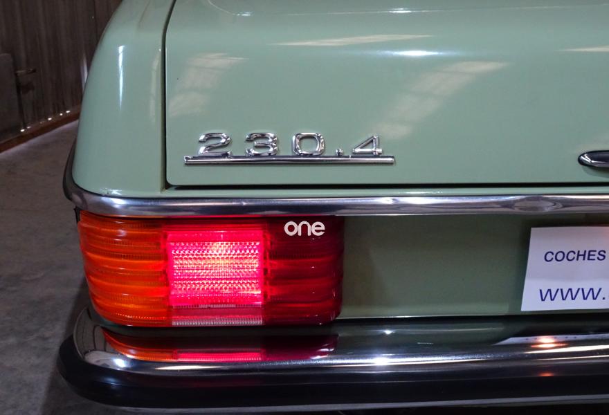 MERCEDES 230 1978