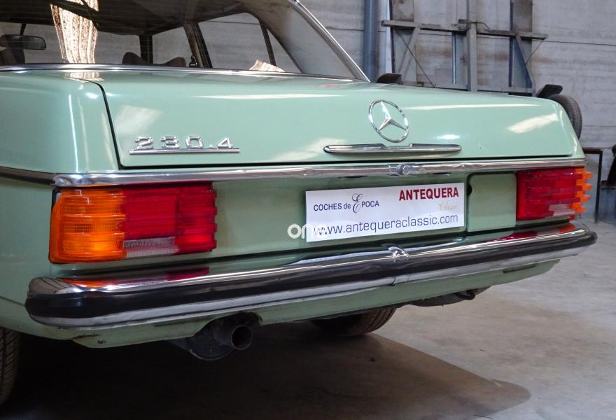 MERCEDES 230 1978
