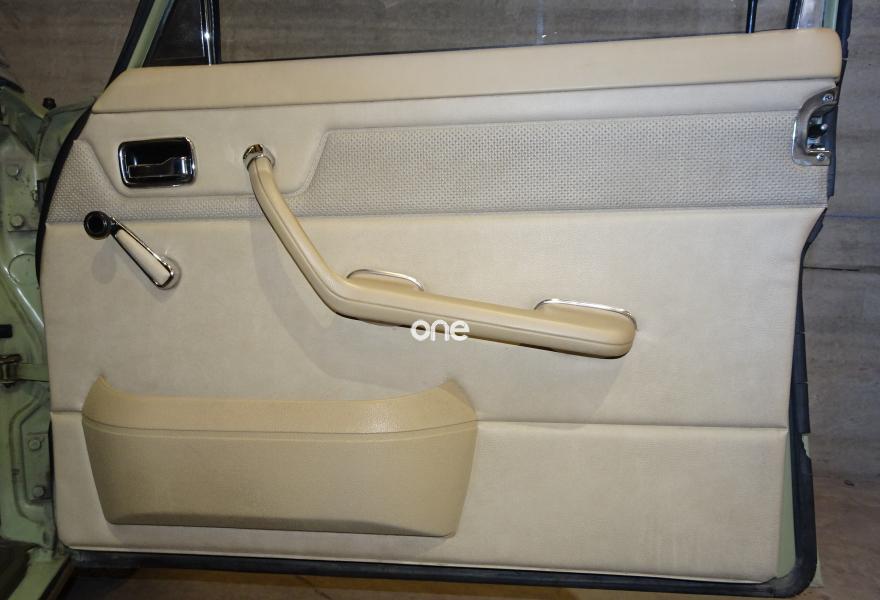 MERCEDES 230 1978