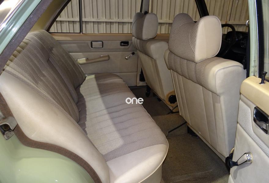 MERCEDES 230 1978