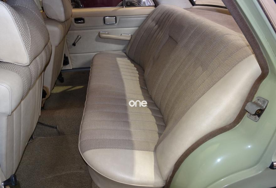 MERCEDES 230 1978