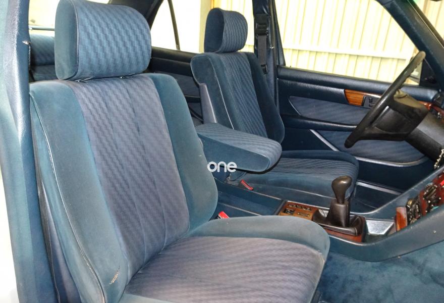 MERCEDES 280 1982