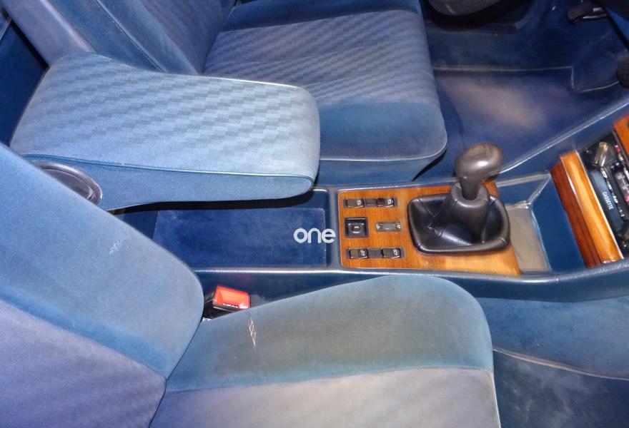 MERCEDES 280 1982