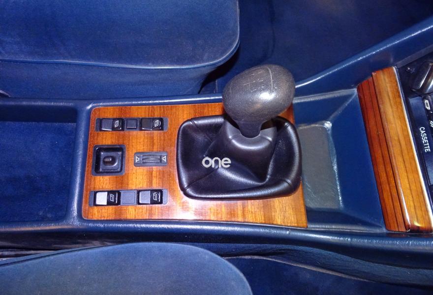 MERCEDES 280 1982