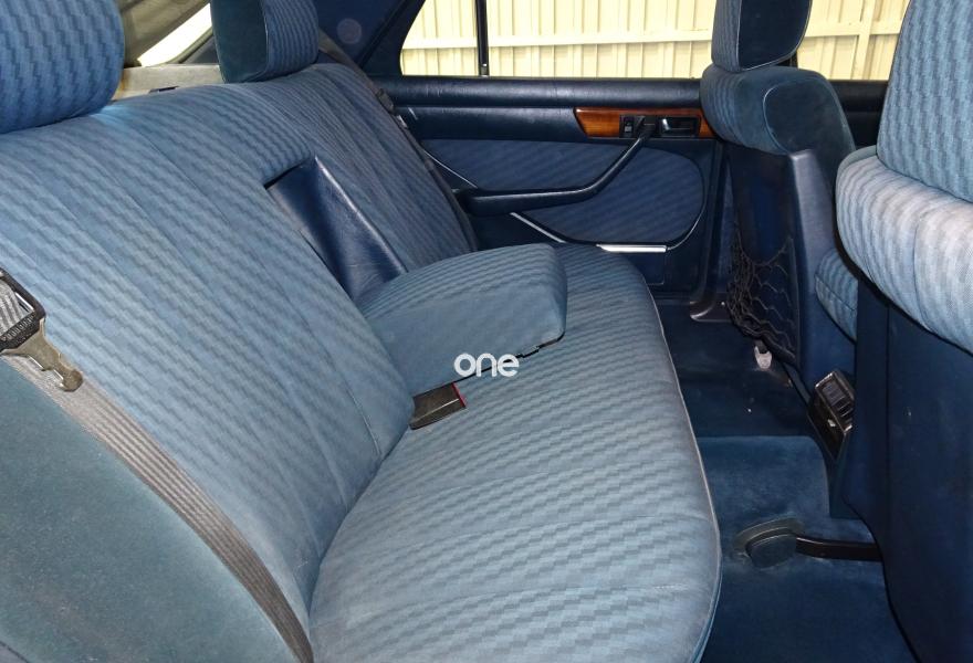 MERCEDES 280 1982