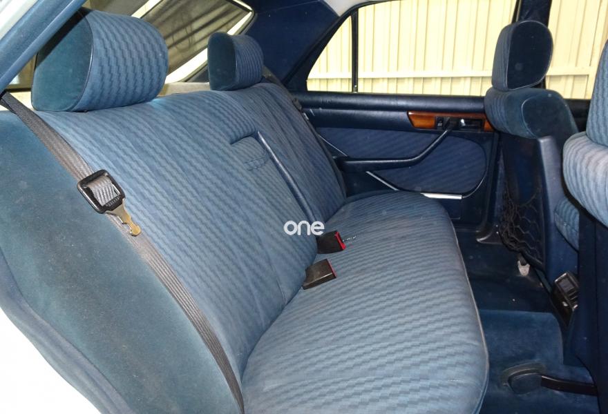 MERCEDES 280 1982