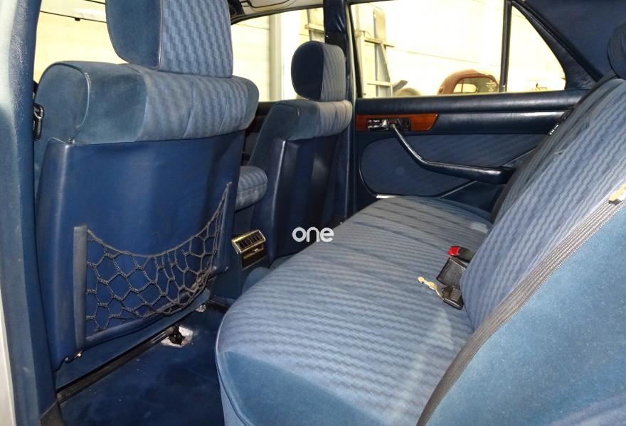 MERCEDES 280 1982