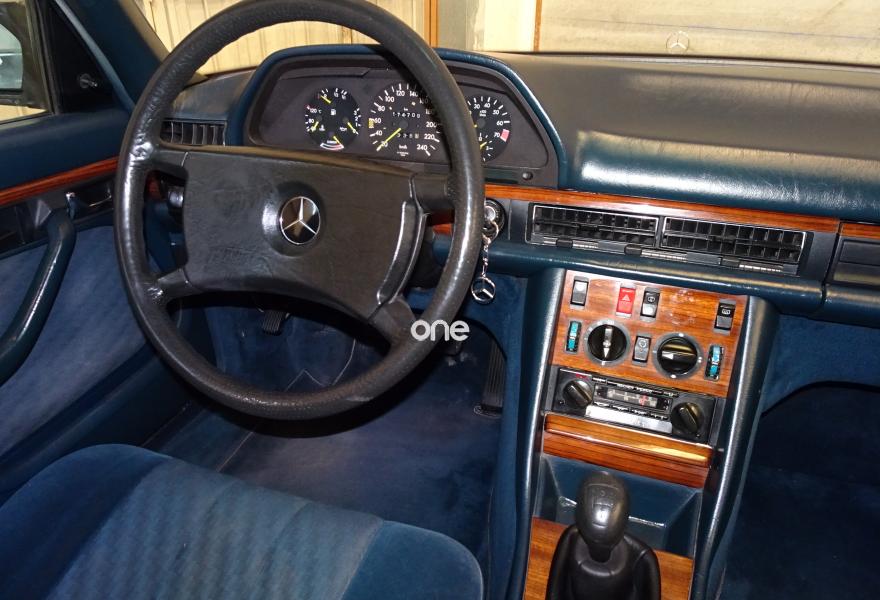 MERCEDES 280 1982
