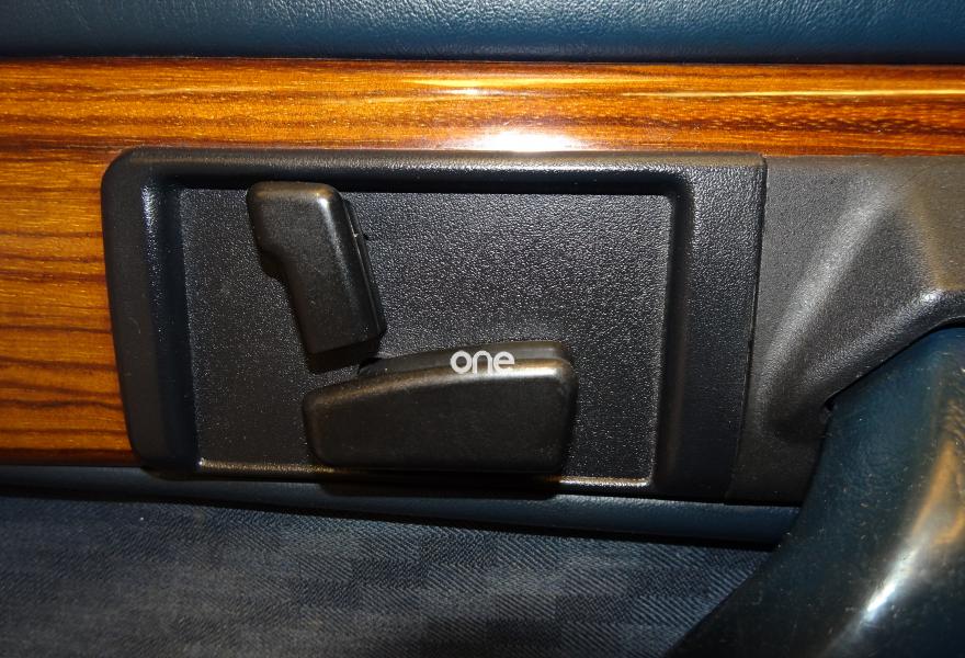 MERCEDES 280 1982