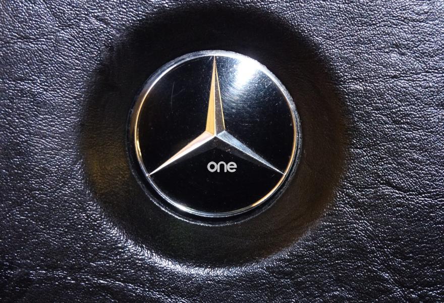 MERCEDES 280 1982