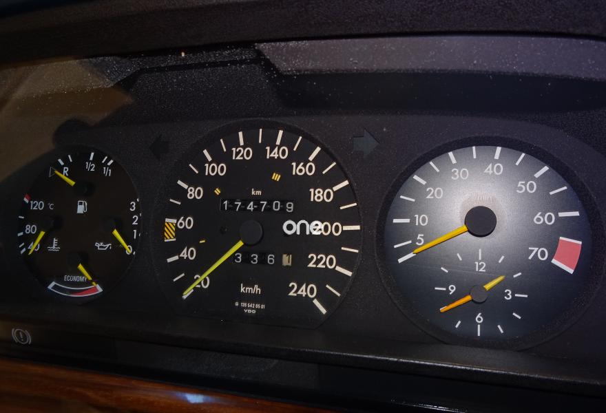 MERCEDES 280 1982