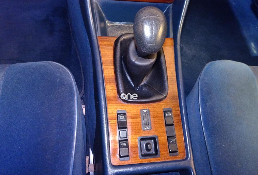 MERCEDES 280 1982