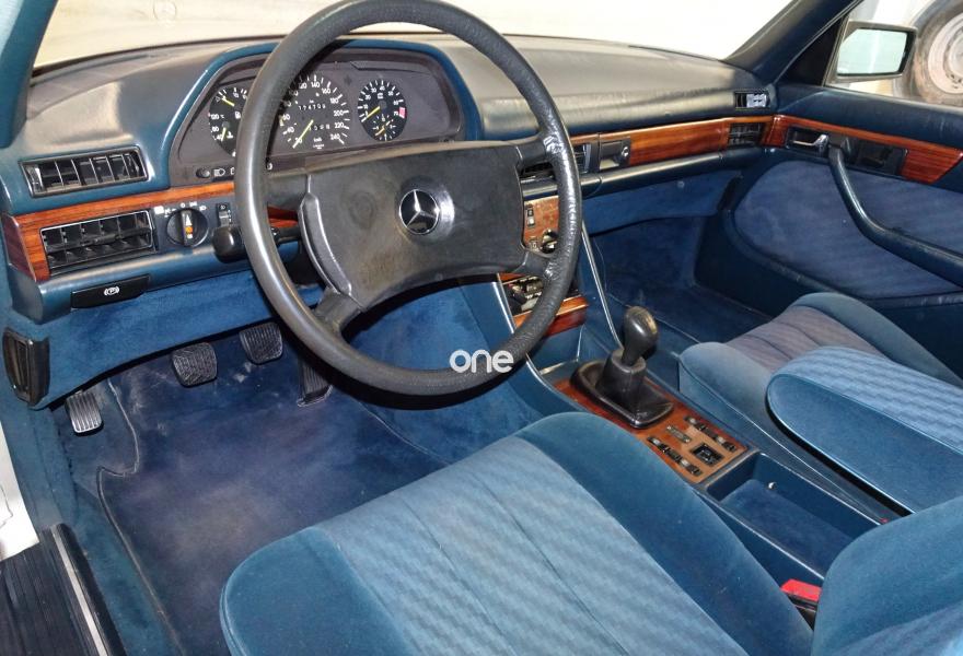 MERCEDES 280 1982