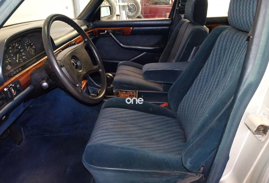 MERCEDES 280 1982