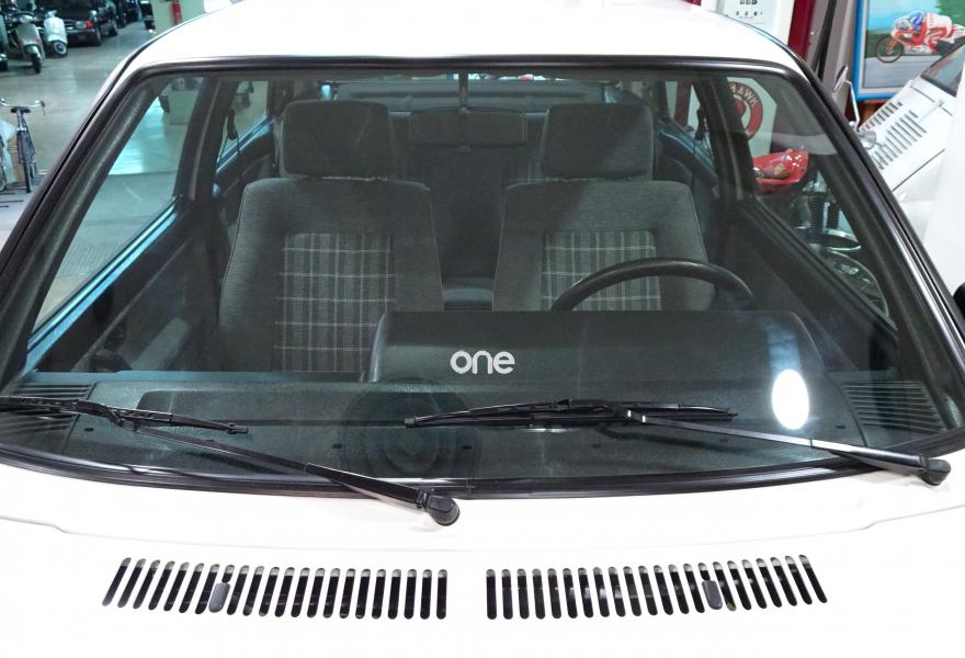 VOLKSWAGEN Golf 1990