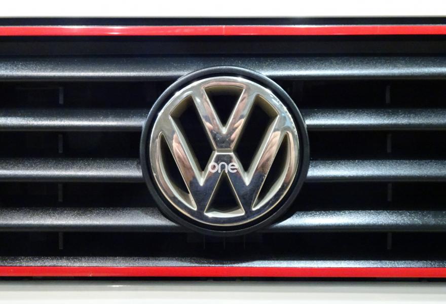 VOLKSWAGEN Golf 1990