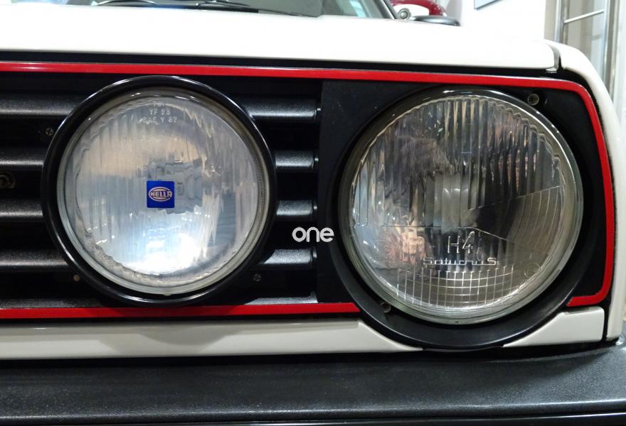 VOLKSWAGEN Golf 1990