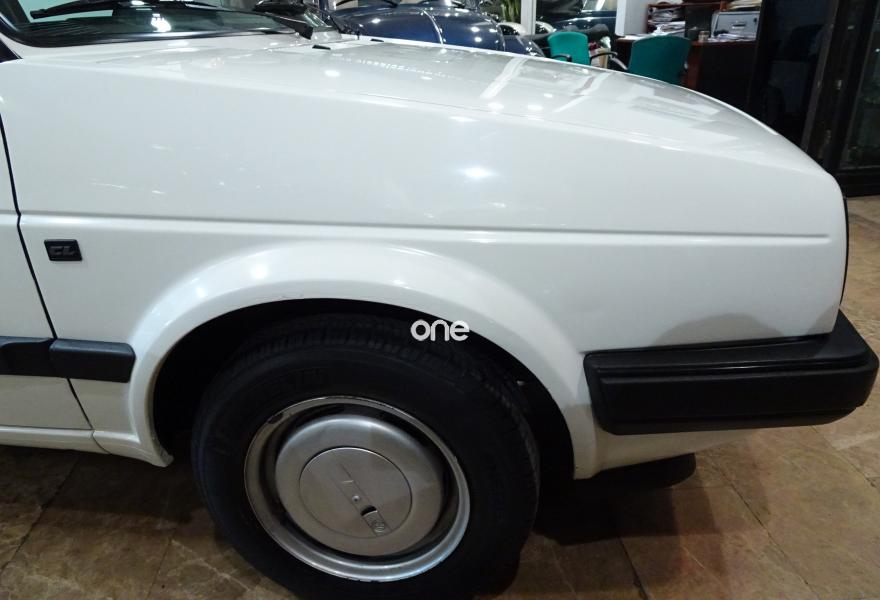 VOLKSWAGEN Golf 1990