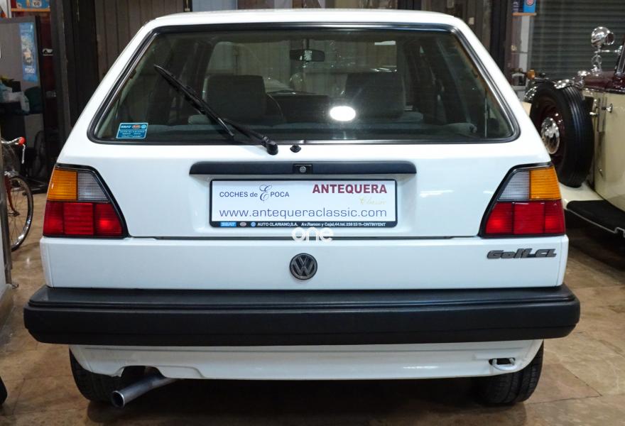 VOLKSWAGEN Golf 1990