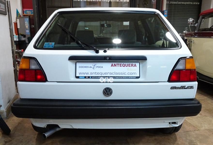 VOLKSWAGEN Golf 1990