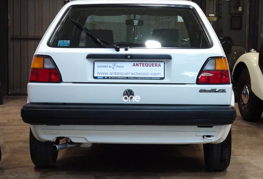 VOLKSWAGEN Golf 1990