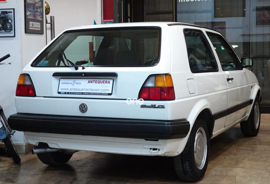 VOLKSWAGEN Golf 1990