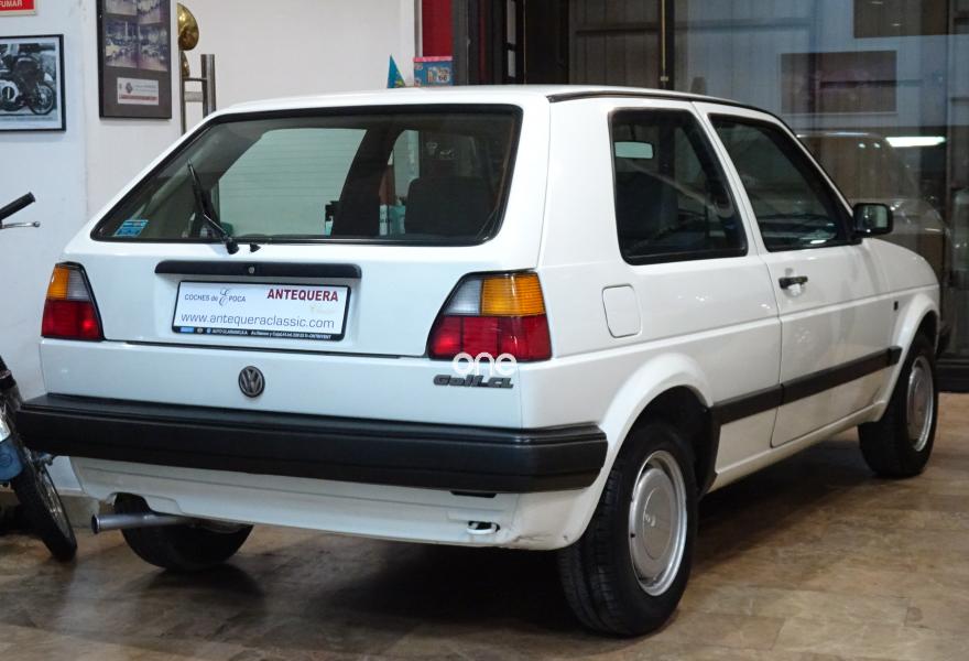 VOLKSWAGEN Golf 1990
