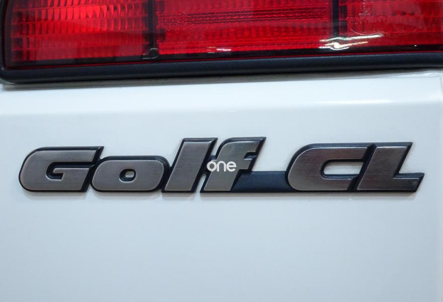 VOLKSWAGEN Golf 1990