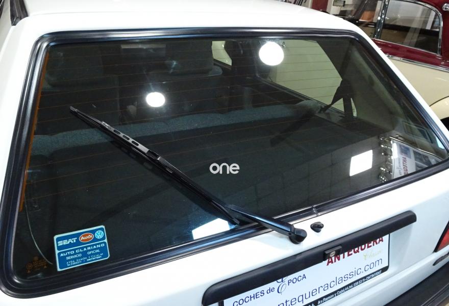 VOLKSWAGEN Golf 1990
