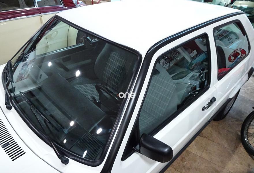 VOLKSWAGEN Golf 1990