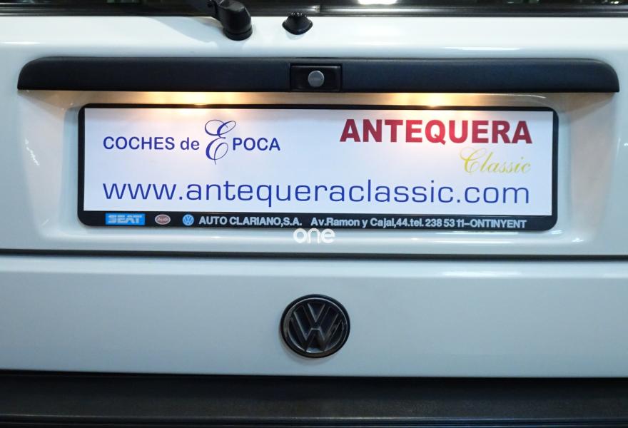 VOLKSWAGEN Golf 1990