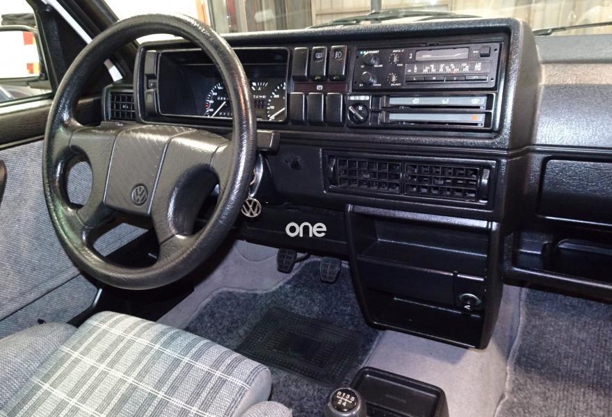 VOLKSWAGEN Golf 1990