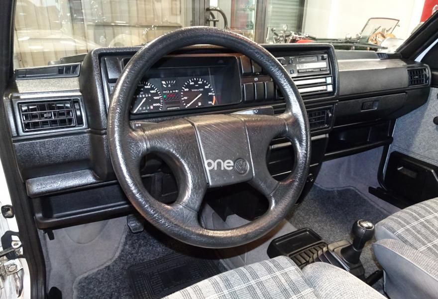 VOLKSWAGEN Golf 1990
